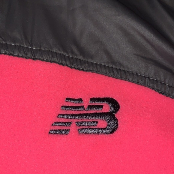 BNWT. New Balance Womens Jacket - Picture 3 of 11